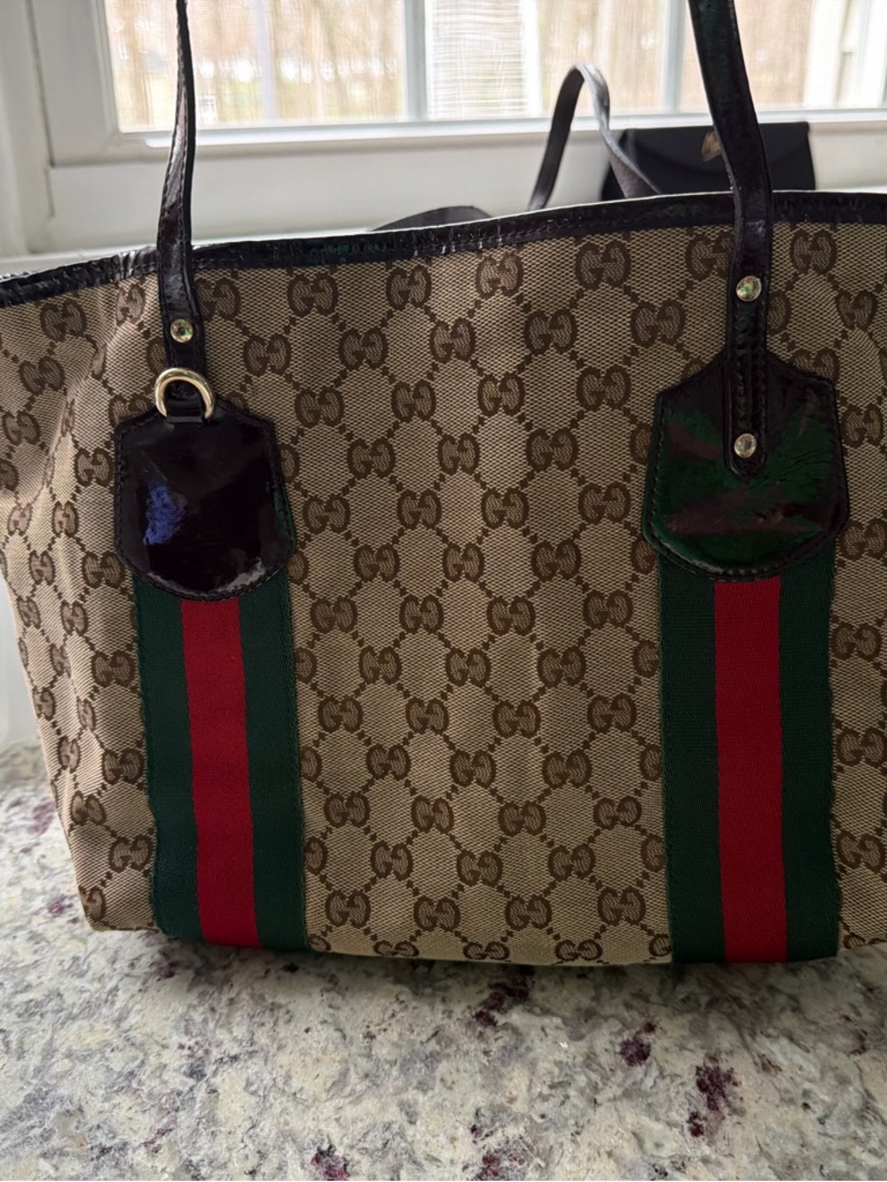 *AUTHENTICATED* Gucci Beige GG Canvas Tote with Green-Red Web Straps